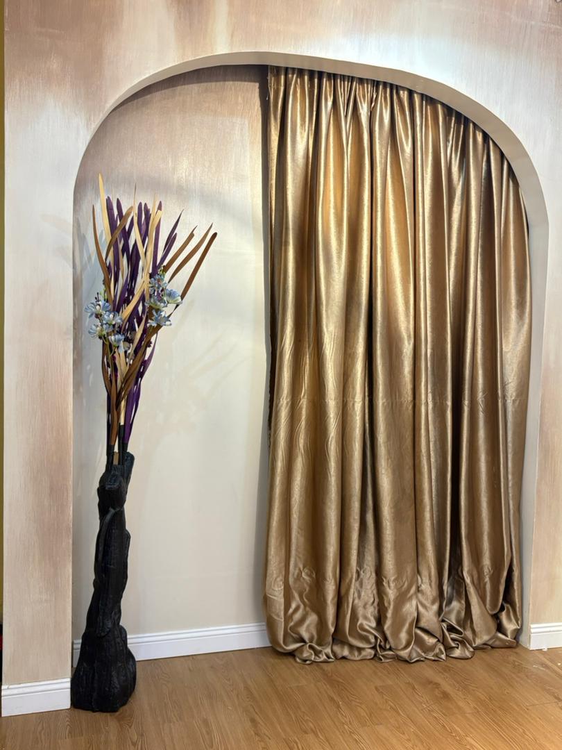 iRepresent Studio — golden arch set